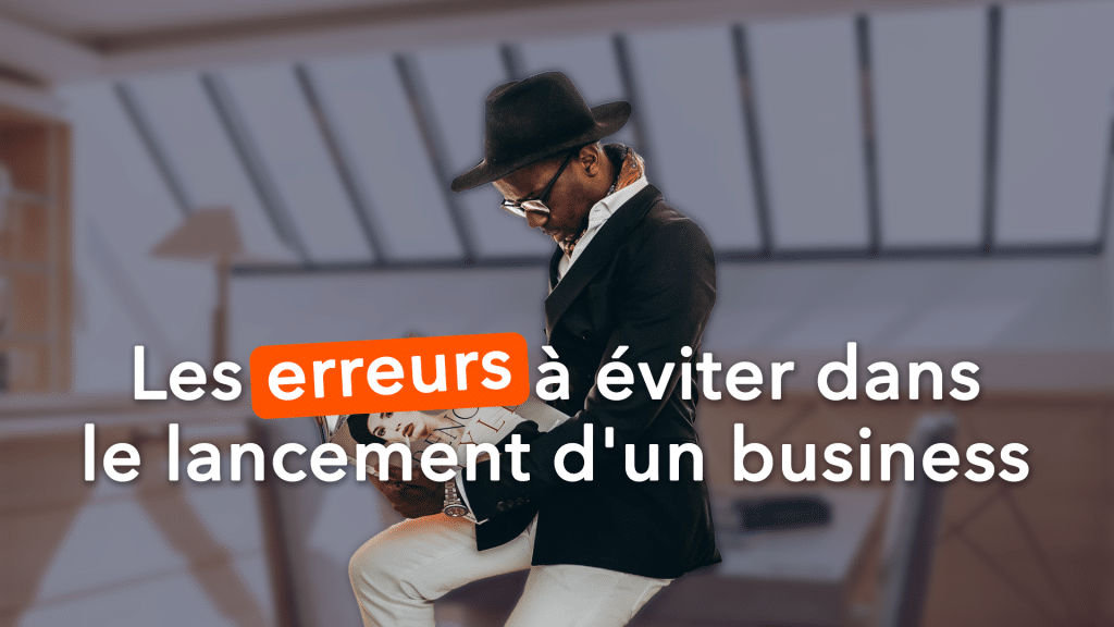 Homme lisant un magazine, erreurs à éviter.